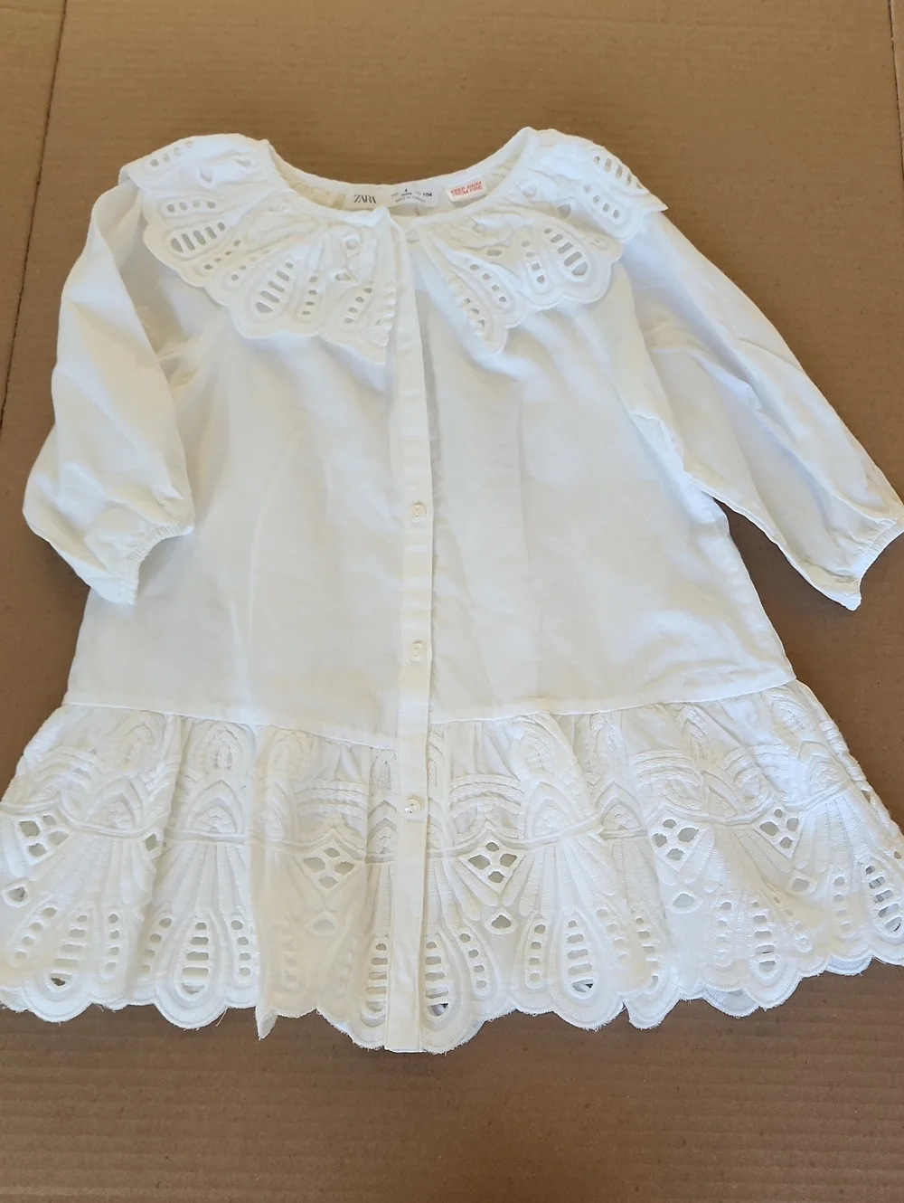 Zara Kids White Eyelet Button-Front Dress, Size 4 years